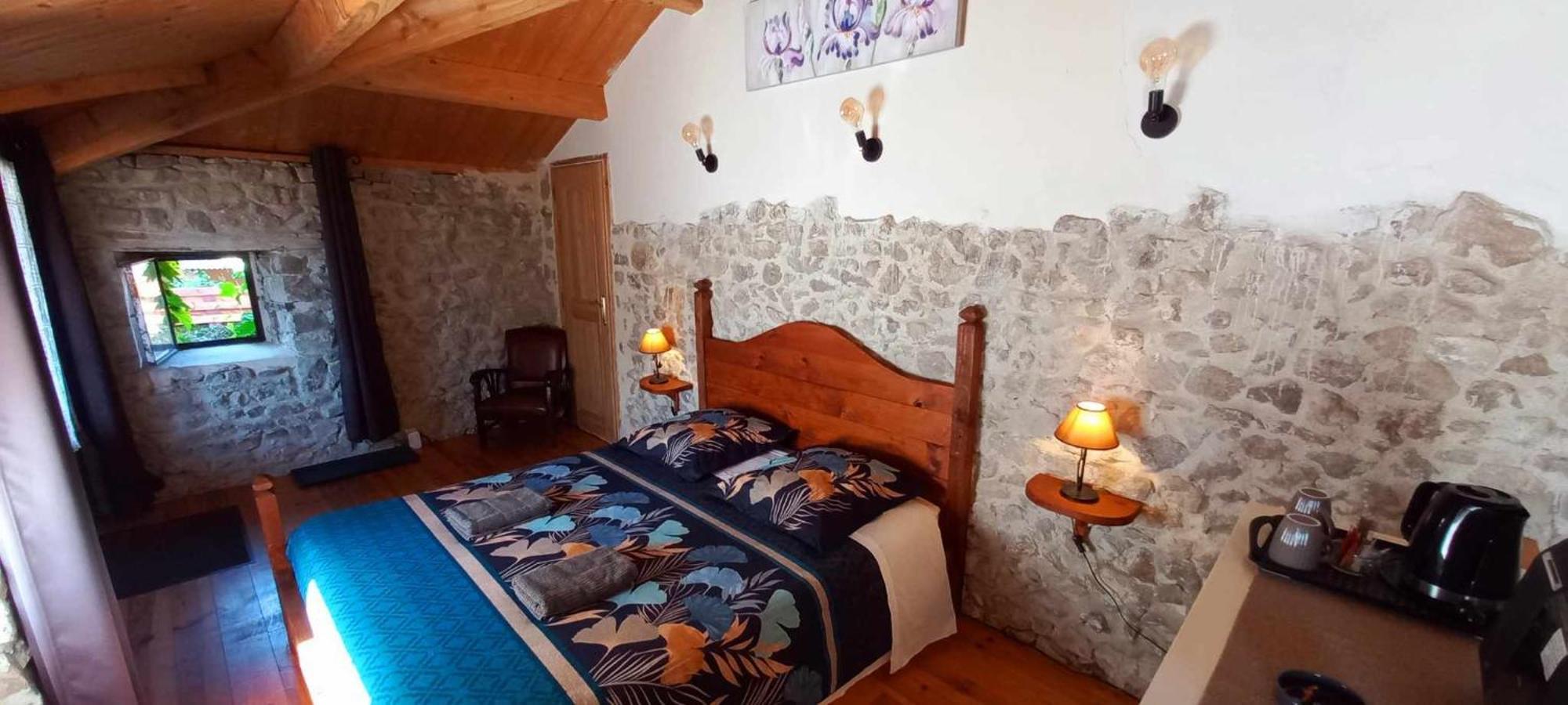 Les Du Couvent * Nozieres (Ardeche)